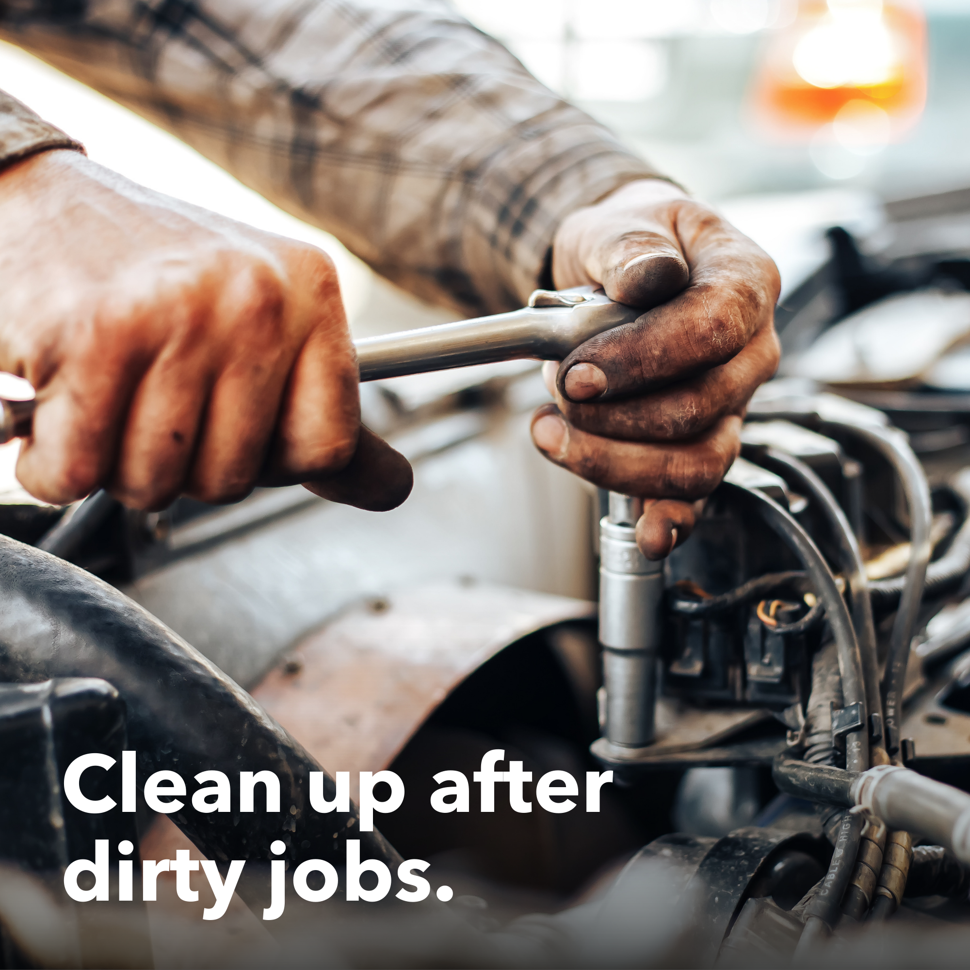 Dual-Sided Body & Shower Wipes – Unscented